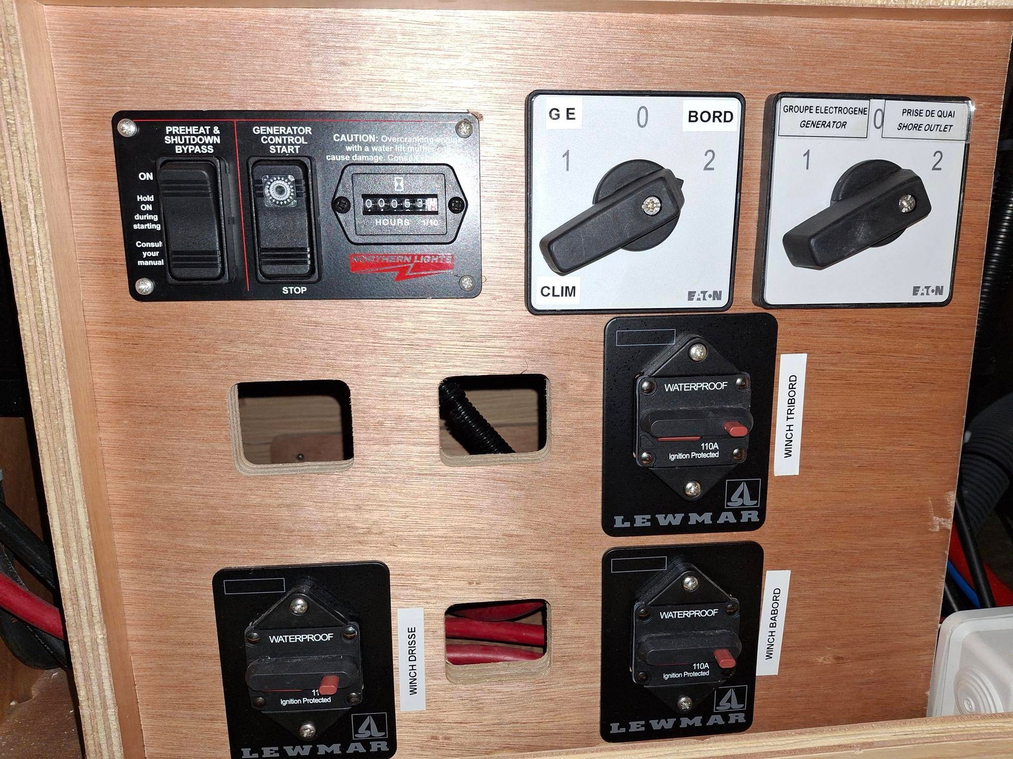 44.3 Dufour Emsland generator panel (3)